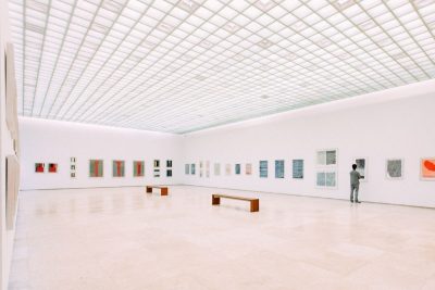 ""large single space contemporary art gallery