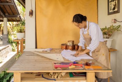 woman getting ready to do printmaking